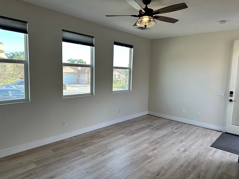 6568 N Caleb Ln — Photo 1
