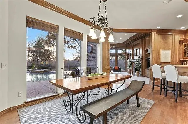 5327 Willow Wood Ln — Photo 10