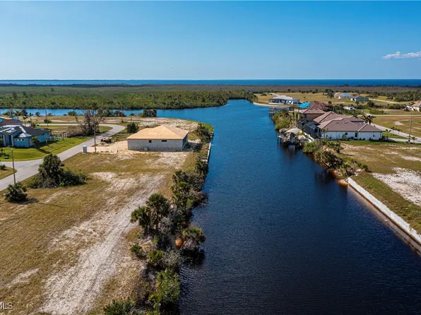 4527 NW 35th Ter, Cape Coral, FL 33993