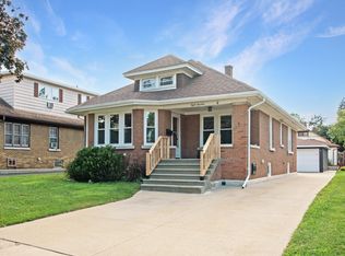 819 Oakland Ave, Joliet, IL 60435