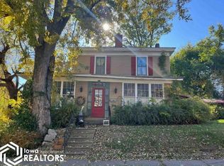 801 Angular St, Burlington, IA 52601