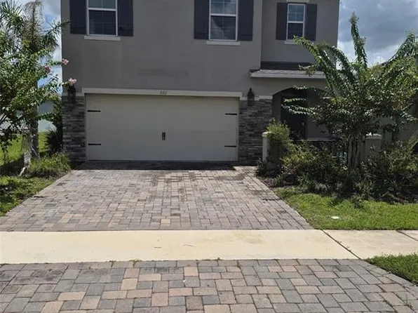 225 Caryota Ct, New Smyrna Beach, FL 32168
