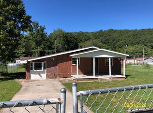 506 Railroad Ave, Wayne, WV 25570