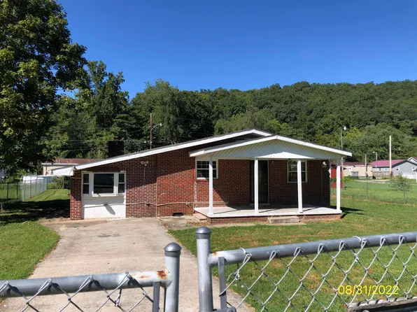506 Railroad Ave, Wayne, WV 25570