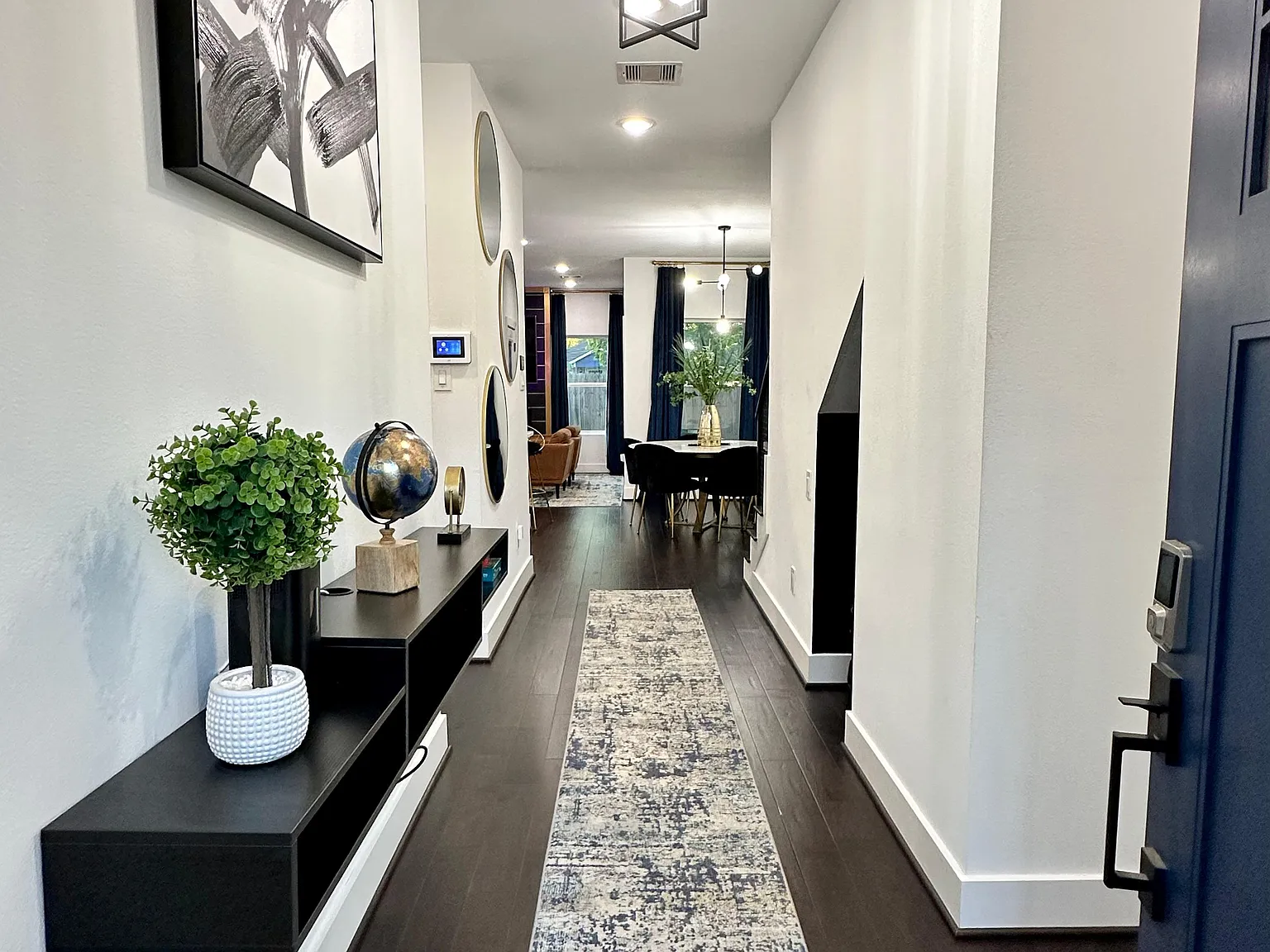 3 bed, 1720 sqft, $850 — Photo 3
