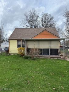317 E 44th St, Lorain, OH, 44052