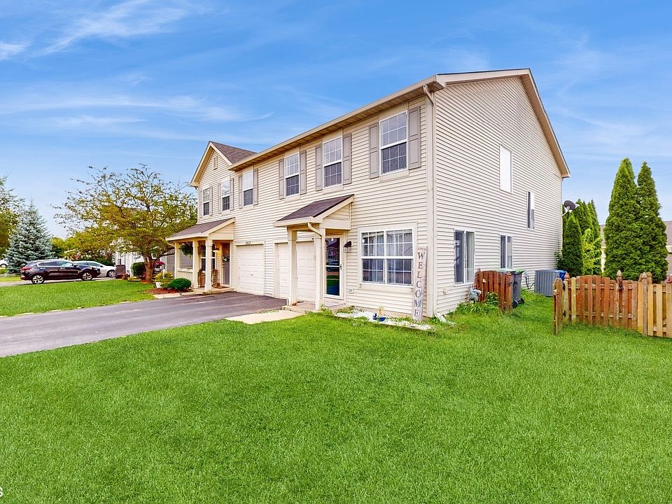 1st image of 2829 Oakmont Dr Unit 2829