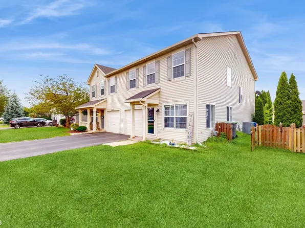 2829 Oakmont Dr Unit 2829, Montgomery, IL 60538