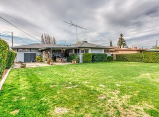 1136 W Weldon Ave, Fresno, CA