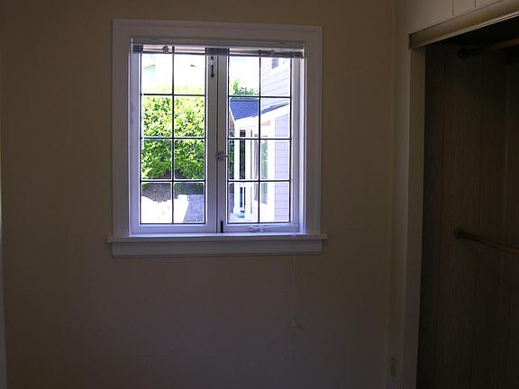 4th image of 132 S Cambrian Ave #5