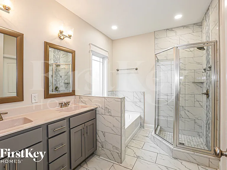 1025 Shirley Dr — Photo 14