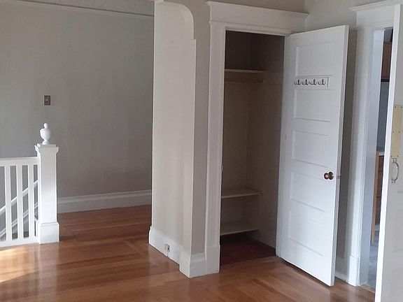 3rd image of 1428 36th Ave