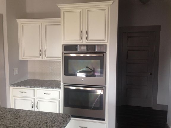 2nd image of 416 Farmington Lot 416