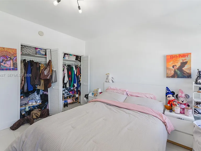 880 NE 69th St #5L — Photo 27