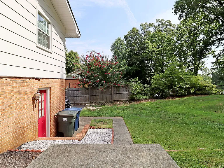 2412 Commonwealth Dr #A — Photo 22