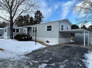 911 Camelot Dr, Exeter, NH 03833