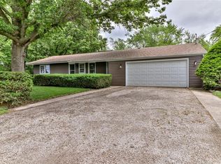 207 Ruby St #1317, Villa Grove, IL 61956