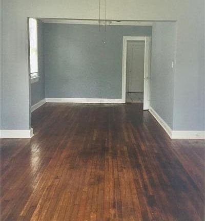3rd image of 4427 Painters St