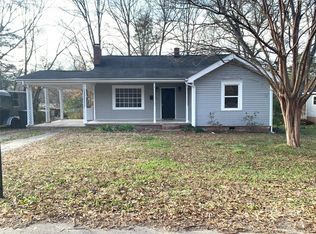 505 N Hill St, Dallas, NC 28034