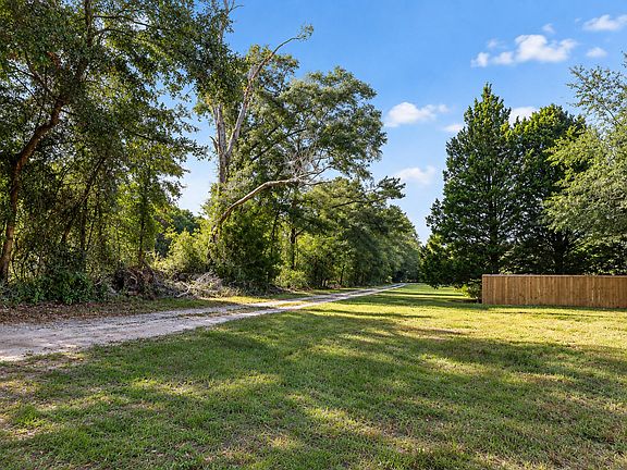3rd image of 3314 Log Cabin Rd