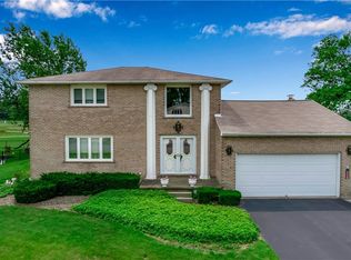 6421 Grauer Rd, Niagara Falls, NY 14305