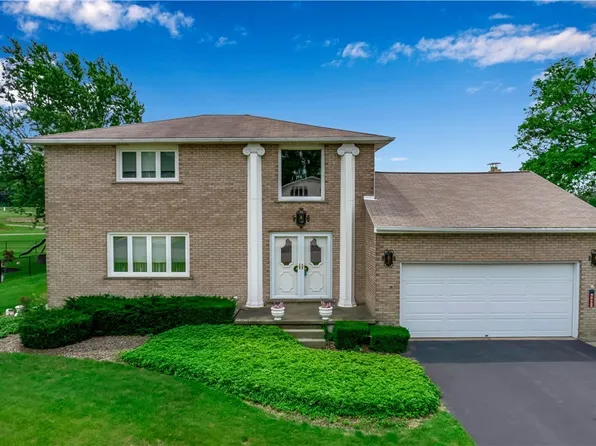 6421 Grauer Rd, Niagara Falls, NY 14305