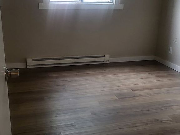 3rd image of 512 E 18th St #0