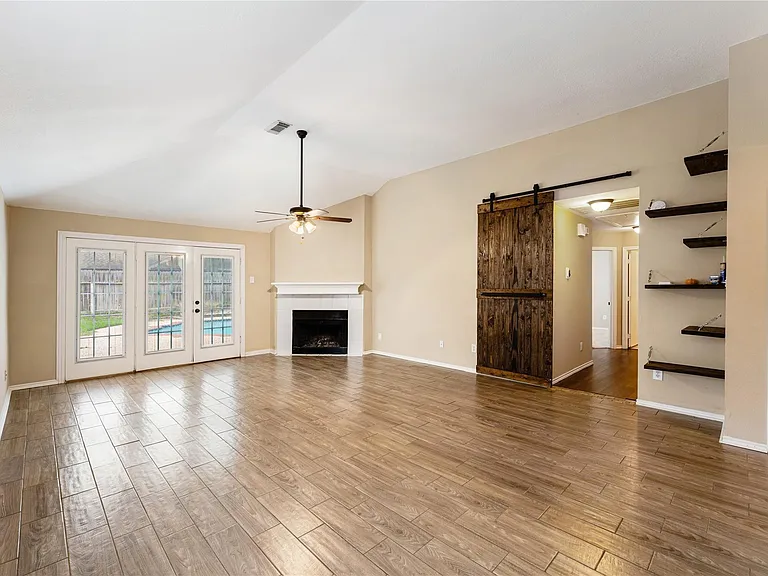 5622 Village Park Dr — Photo 7