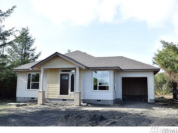 2nd image of 819 Texmar St SW