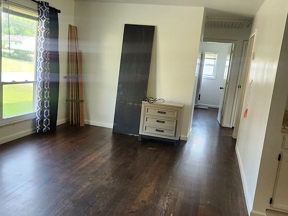 3rd image of 438 N 83rd St #1