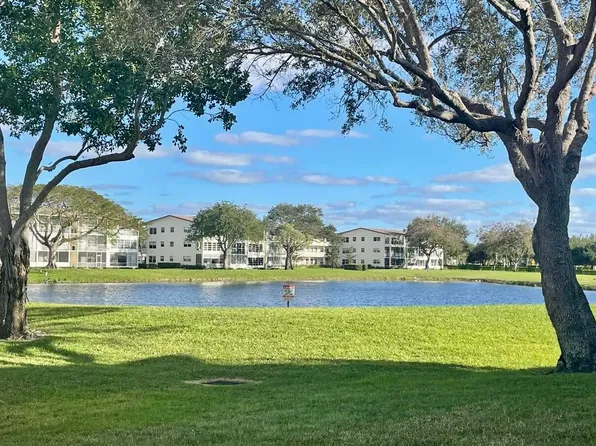 7 Preston E #A, Boca Raton, FL 33434