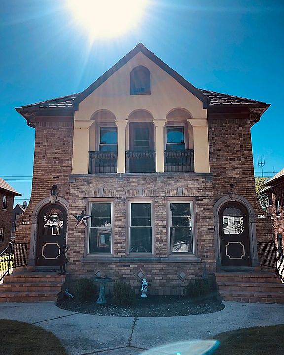 1st image of 4133 N Bartlett Ave