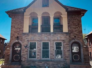 4133 N Bartlett Ave, Shorewood, WI 53211