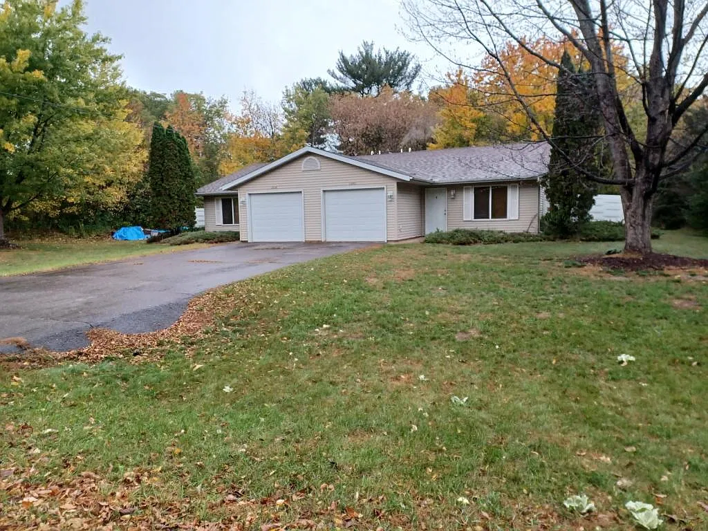 11840 26th Avenue Chippewa Falls WI — Photo 1