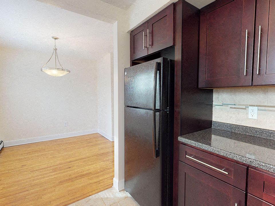 Kings Gardens Apartments 24 Walter Dr Woodbridge NJ Zillow