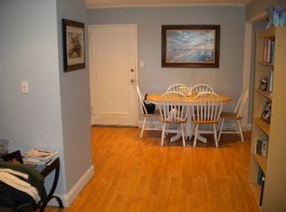 123 Park Ave APT A1, Amityville, NY 11701
