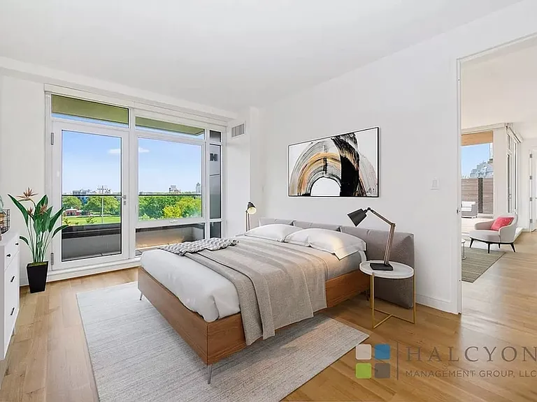 101 Bedford Ave #Penthouse D-708 — Photo 5