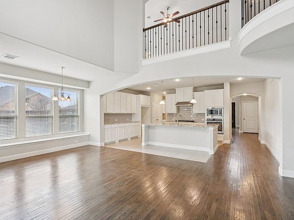 5th image of 16400 Olmstead Park Blvd