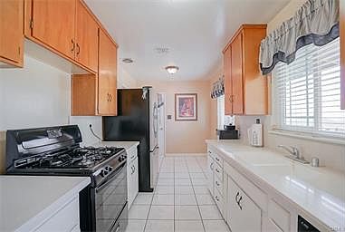 2nd image of 8674 Larkin Ct