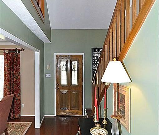 3rd image of 15818 Knoll Lake Dr