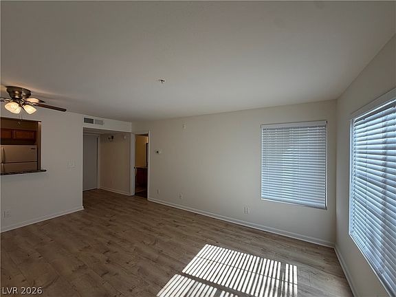 5th image of 2130 Sealion Dr Unit 103