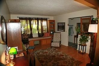 5th image of 304 SW 62nd St