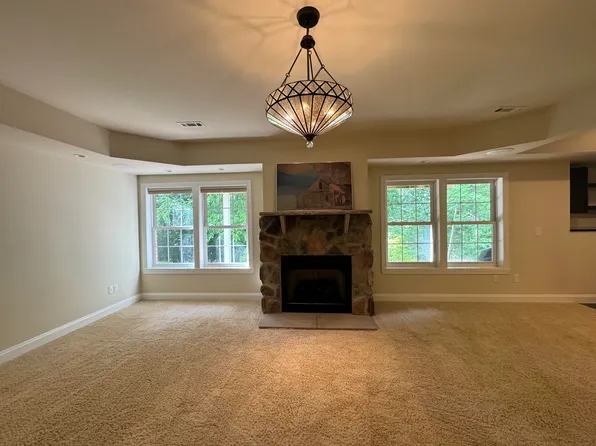 43580 Habitat Cir, Leesburg, VA 20176