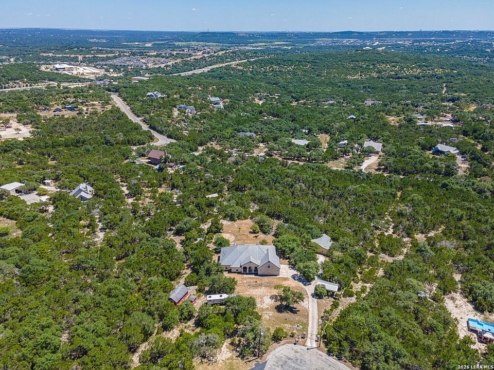 1st image of 3024 Fallbrook Manor