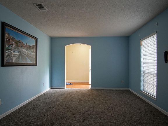 5th image of 1535 Acorn Ln