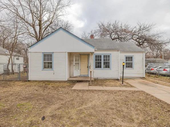 1809 E 23rd St N, Wichita, KS 67219