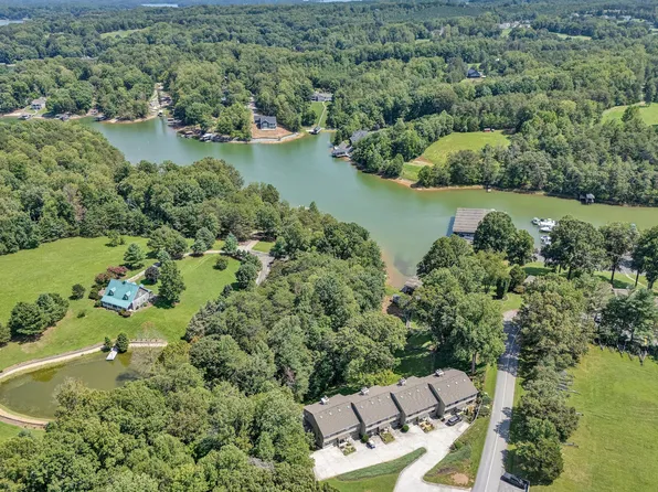 219 Shoreline Marina Cir #123, Moneta, VA 24121