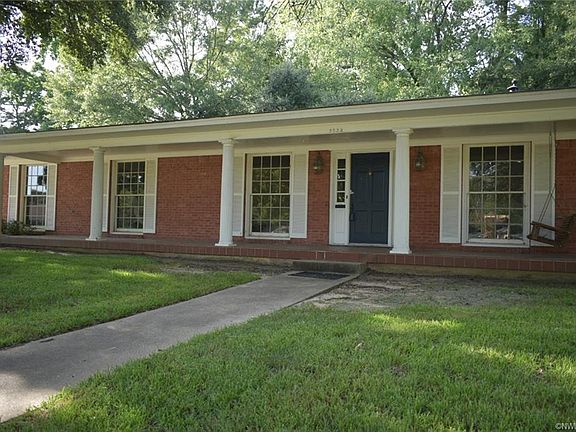 4th image of 3522 Madison Park Blvd