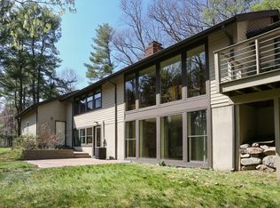 10 Country Corners Rd, Wayland, MA 01778