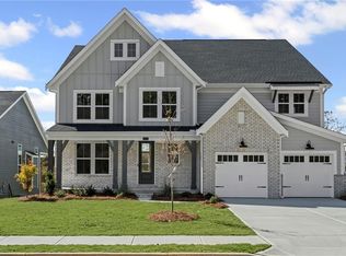 215 Kerr Dr, Hoschton, GA 30548